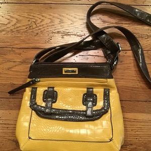 💚 3 for $25 Rosetti yellow brown reptile looking small purse brown buckle front